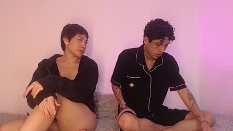 Snapshot of sebas_and_mila chatting on 10/20/25, 09:10 CAMILA Y SEBASTIAN online show from 10/20/25, 09:10