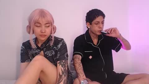 Snapshot of sebas_and_mila chatting on 11/05/25, 04:29 CAMILA Y SEBASTIAN online show from 11/05/25, 04:29