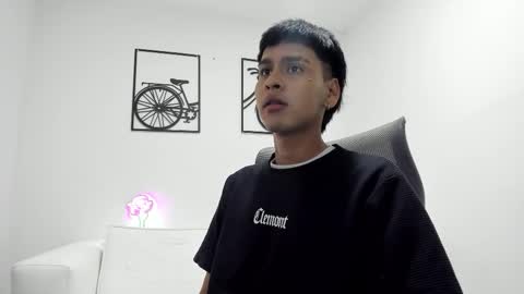 SEBASTIAN online show from 10/22/25, 07:57