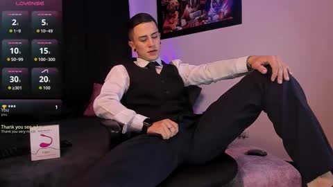 Snapshot of sebas_maverick chatting on 09/22/25, 02:46 Sebastian online show from 09/22/25, 02:46