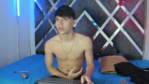 Snapshot of sebas_pretty7 chatting on 11/20/25, 12:49 sebas_pretty7 online show from 11/20/25, 12:49