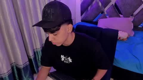 Snapshot of sebas_pretty7 chatting on 03/22/26, 01:36 sebas_pretty7 online show from 03/22/26, 01:36