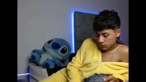 Snapshot of sebas_ross04 chatting on 12/14/25, 11:09 sebas_ross04 online show from 12/14/25, 11:09