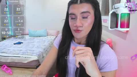 Snapshot of sebasathome chatting on 10/28/25, 07:05 Nip online show from 10/28/25, 07:05