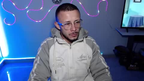 Sebastian online show from 10/18/25, 12:28