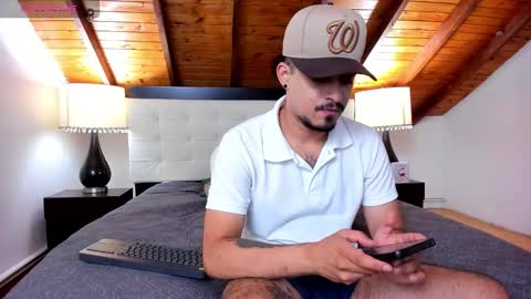 Snapshot of sebastian_berne chatting on 11/14/25, 09:46 Sebastian Berne online show from 11/14/25, 09:46