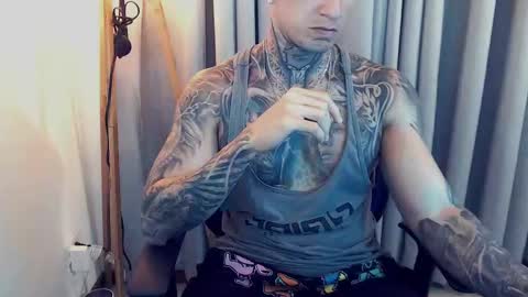 Sebastian online show from 09/18/25, 10:12