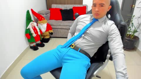 juan  sebastian online show from 12/16/24, 04:27