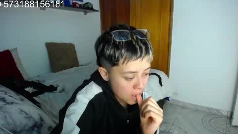 Snapshot of sebastian_posse chatting on 02/11/26, 06:18 Myystiic online show from 02/11/26, 06:18