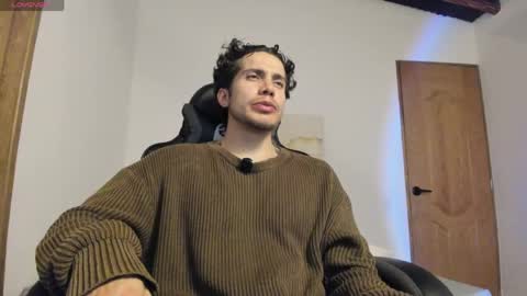 Lucian Sinclair online show from 05/18/26, 02:51
