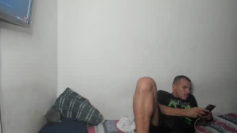 Snapshot of sebastianp13 chatting on 12/16/24, 07:15 sebatian palacios online show from 12/16/24, 07:15