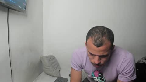 Snapshot of sebastianp13 chatting on 01/10/25, 06:31 sebatian palacios online show from 01/10/25, 06:31