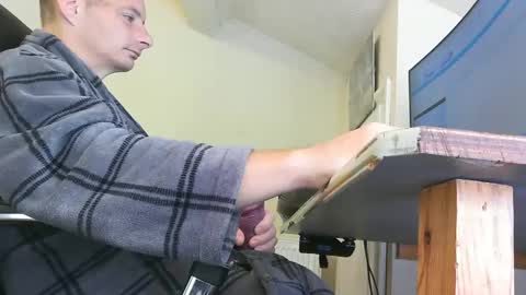 sebastianspalding450 online show from 10/04/25, 09:18