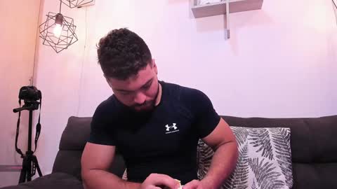 Instagram jeanpaulfit  online show from 12/08/24, 07:43