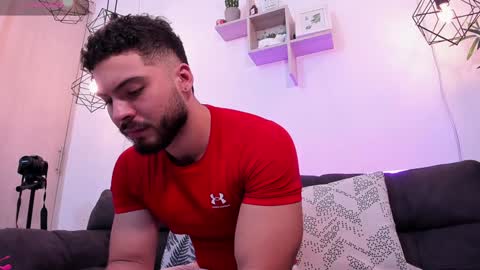 Instagram jeanpaulfit  online show from 12/20/24, 08:01