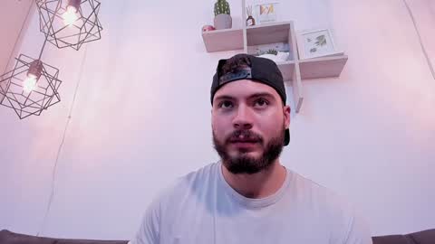 Instagram jeanpaulfit  online show from 01/03/25, 01:27