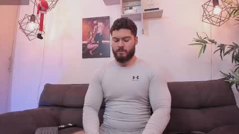 Snapshot of sebastianvilla__ chatting on 01/16/26, 10:58 Instagram jeanpaulfit online show from 01/16/26, 10:58