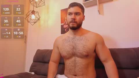 Snapshot of sebastianvilla__ chatting on 02/08/26, 10:02 Instagram jeanpaulfit online show from 02/08/26, 10:02