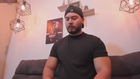 Snapshot of sebastianvilla__ chatting on 02/09/26, 11:31 Instagram jeanpaulfit online show from 02/09/26, 11:31