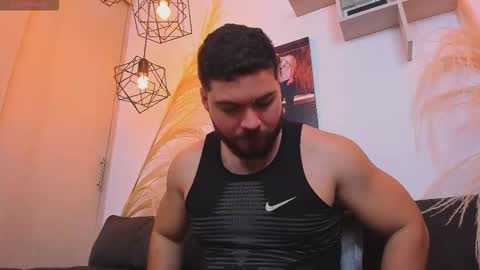 Snapshot of sebastianvilla__ chatting on 03/03/26, 11:21 Instagram jeanpaulfit online show from 03/03/26, 11:21