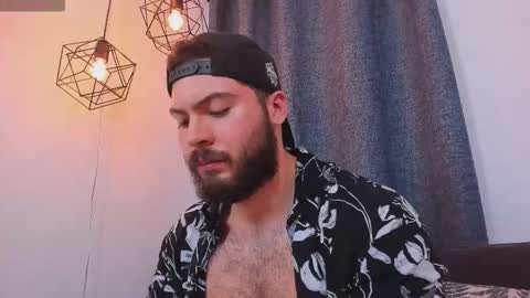Snapshot of sebastianvilla__ chatting on 03/25/26, 11:00 Instagram jeanpaulfit online show from 03/25/26, 11:00