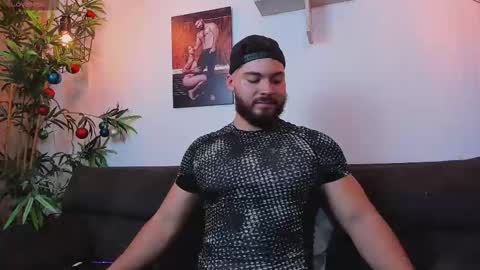 Snapshot of sebastianvilla__ chatting on 03/28/26, 11:26 Instagram jeanpaulfit online show from 03/28/26, 11:26