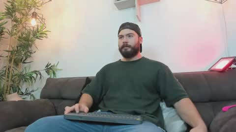 Snapshot of sebastianvilla__ chatting on 05/31/26, 08:54 Instagram jeanpaulfit online show from 05/31/26, 08:54