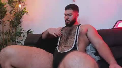 Snapshot of sebastianvilla__ chatting on 06/13/26, 09:02 Instagram jeanpaulfit online show from 06/13/26, 09:02