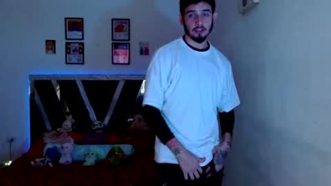Sebas online show from 05/17/26, 08:16