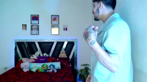 Sebas online show from 05/28/26, 02:09
