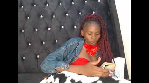 sebatrishaa online show from 09/14/25, 12:32