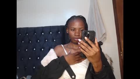 Snapshot of sebatrishaa chatting on 11/02/25, 11:45 sebatrishaa online show from 11/02/25, 11:45