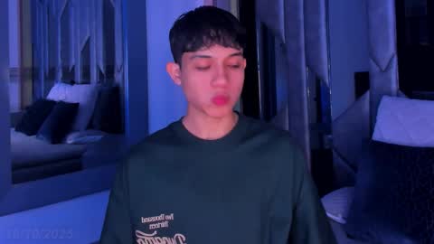 Sebastian online show from 10/19/25, 07:58