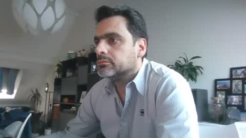 Snapshot of sebix9206 chatting on 09/29/25, 11:04 sebix9206 online show from 09/29/25, 11:04