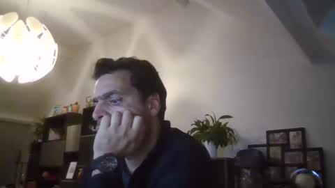 Snapshot of sebix9206 chatting on 10/29/25, 08:32 sebix9206 online show from 10/29/25, 08:32