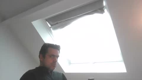 Snapshot of sebix9206 chatting on 11/21/25, 08:13 sebix9206 online show from 11/21/25, 08:13