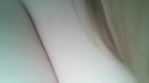 Snapshot of secret18slaveanon chatting on 09/17/25, 03:19 Sunny online show from 09/17/25, 03:19