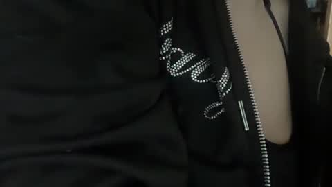 Sunny online show from 06/24/26, 07:35