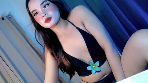 kwen online show from 11/04/25, 02:49