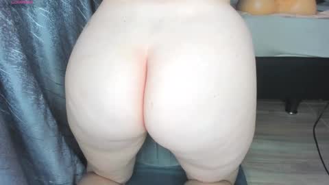 Daniela  online show from 10/04/25, 11:19