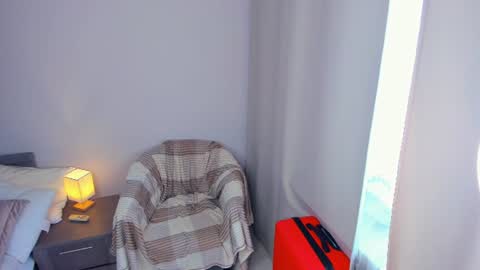 Mia online show from 07/20/26, 10:39