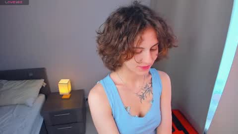 Mia online show from 07/26/26, 05:26