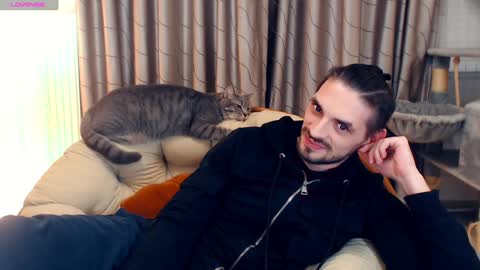 Dean Carter online show from 12/27/24, 01:11