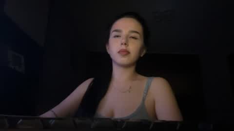 secret_vanilla_ online show from 07/23/26, 08:07