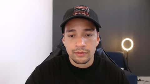 Snapshot of secretboy5000 chatting on 01/18/25, 02:02 Jex online show from 01/18/25, 02:02