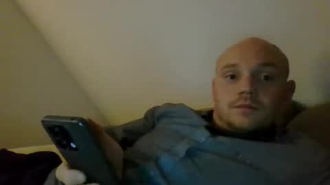 Snapshot of secretcplg chatting on 12/31/24, 03:31 Simon online show from 12/31/24, 03:31