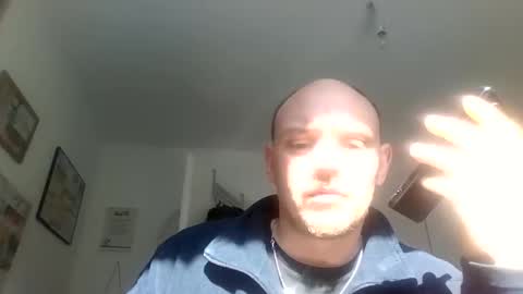 Snapshot of secretcplg chatting on 04/15/26, 08:32 Simon online show from 04/15/26, 08:32