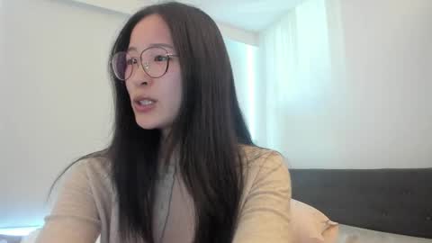 Snapshot of secretgirlfriendxo chatting on 05/30/26, 12:30 Angela online show from 05/30/26, 12:30
