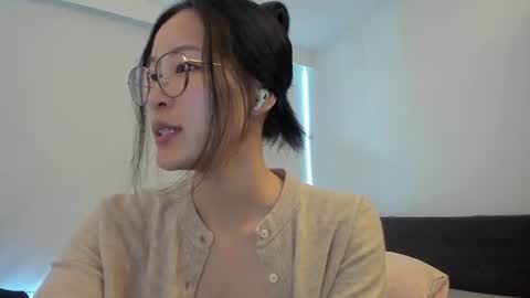 Snapshot of secretgirlfriendxo chatting on 06/10/26, 12:22 Angela online show from 06/10/26, 12:22