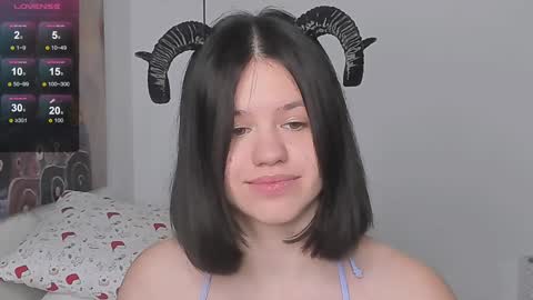 Anna online show from 02/03/25, 02:03